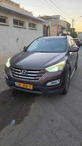 יונדאי סנטה פה