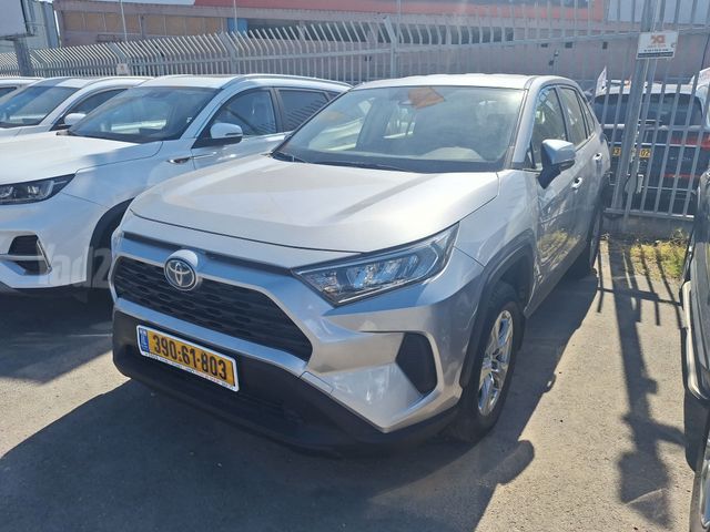 טויוטה RAV4