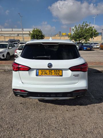 אם ג'י EHS PHEV