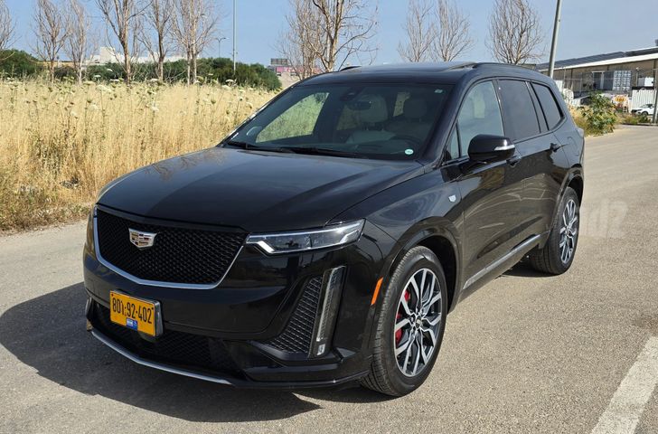 מודעת רכב קאדילק XT6
