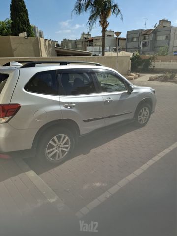 סובארו פורסטר
