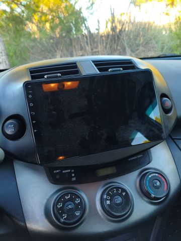 טויוטה RAV4