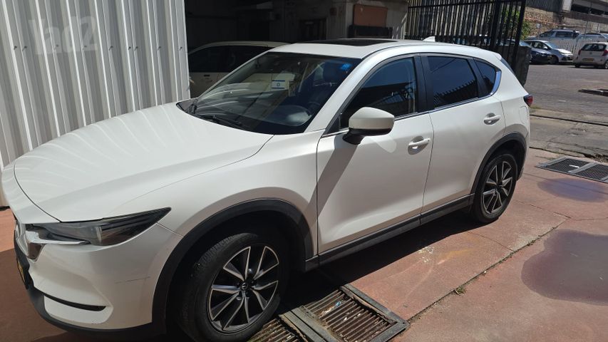 מודעת רכב מאזדה CX-5