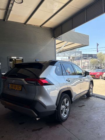 מודעת רכב טויוטה RAV4 2
