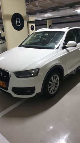 אאודי Q3