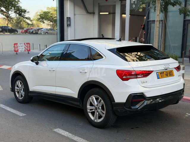 מודעת רכב אאודי Q3 2