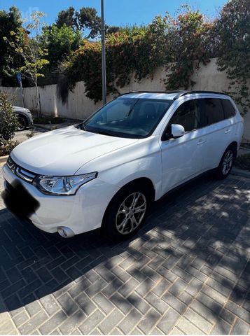 אאוטלנדר Elite אוט׳ 2.0 (150 כ״ס) [2012-2015]