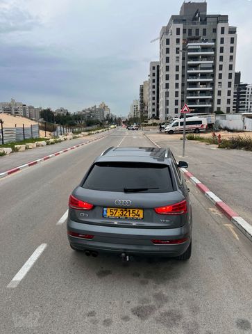 אאודי Q3