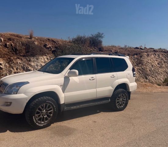 טויוטה לנד קרוזר