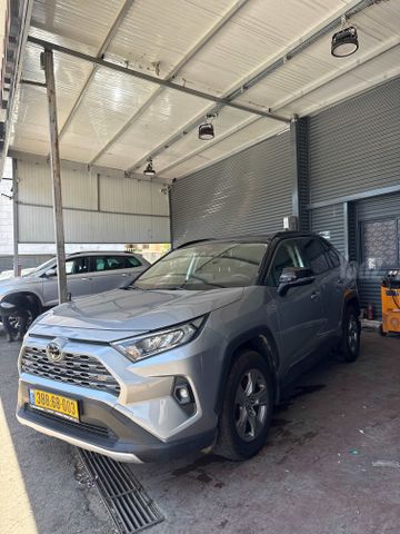 מודעת רכב טויוטה RAV4