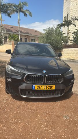 ב מ וו X2