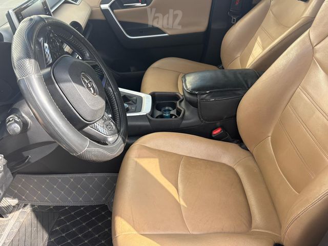טויוטה RAV4