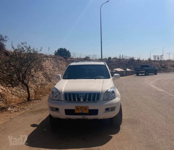טויוטה לנד קרוזר