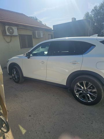 מודעת רכב מאזדה CX-5