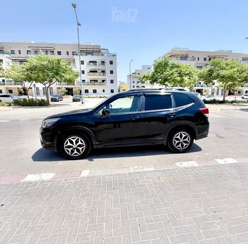 סובארו פורסטר