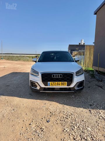 אאודי Q2