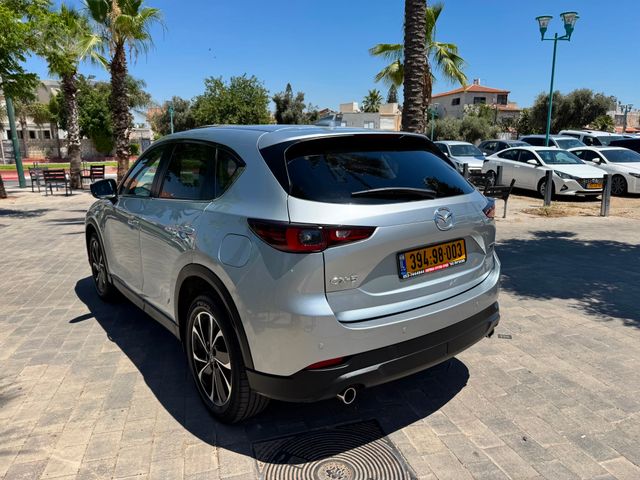 מודעת רכב מאזדה CX-5