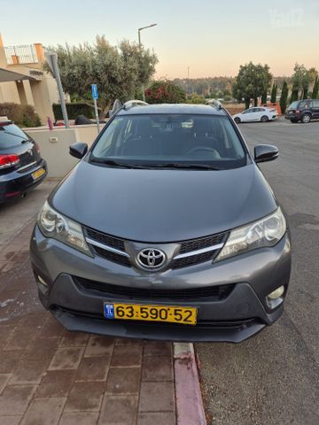 מודעת רכב טויוטה RAV4