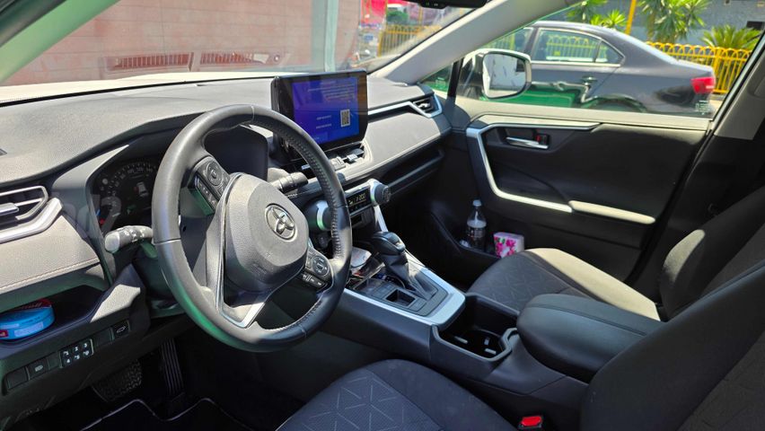 טויוטה RAV4
