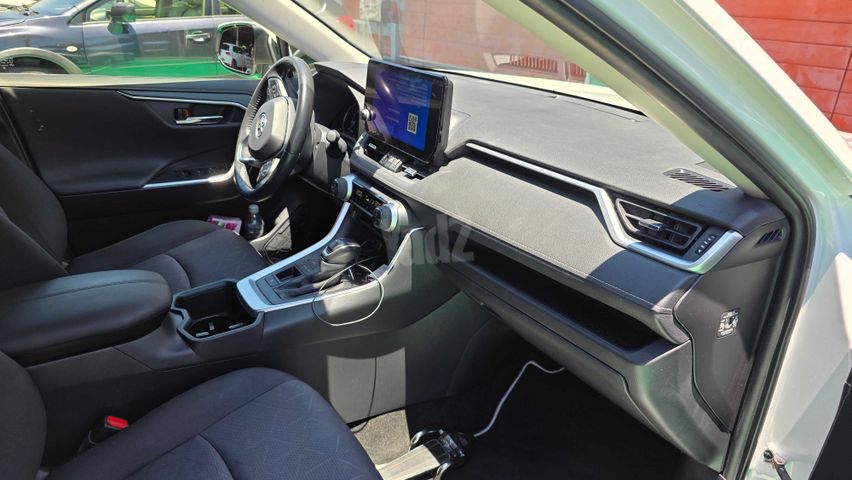 טויוטה RAV4