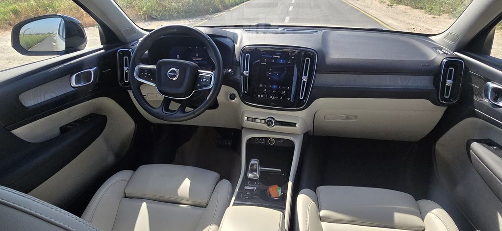 וולוו XC40