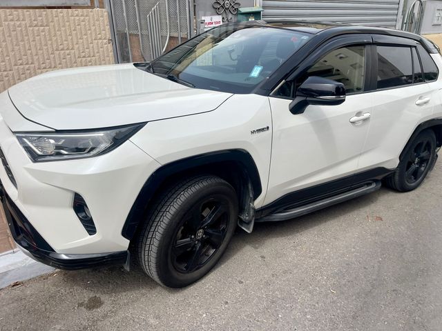 טויוטה RAV4