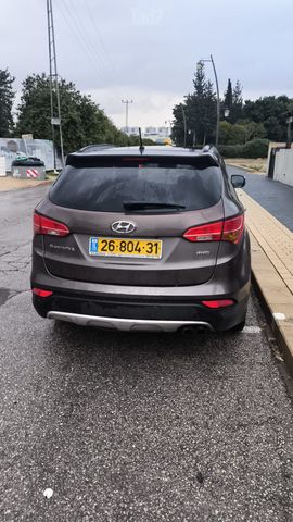 יונדאי סנטה פה