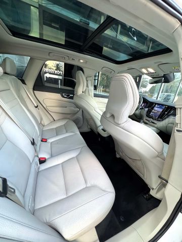 וולוו XC60
