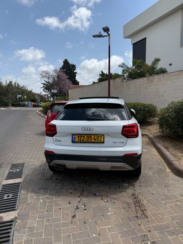 אאודי Q2