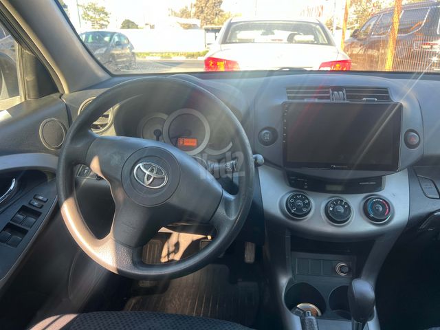 טויוטה RAV4