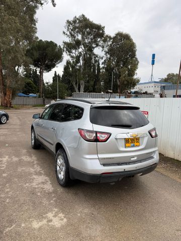 שברולט טראוורס