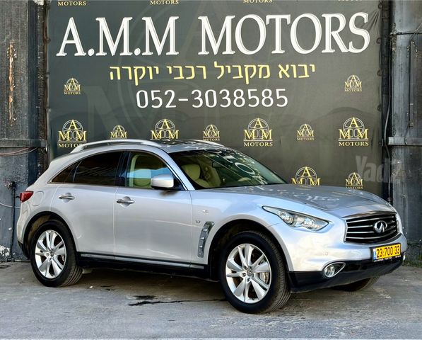 אינפיניטי QX70