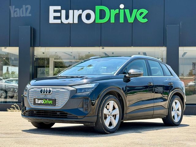 מודעת רכב אאודי Q4 e-tron