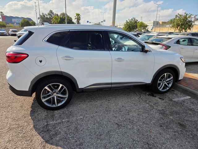 אם ג'י EHS PHEV