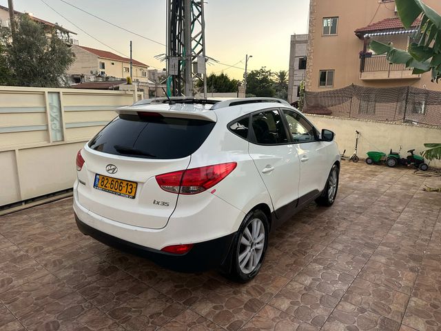 יונדאי ix35