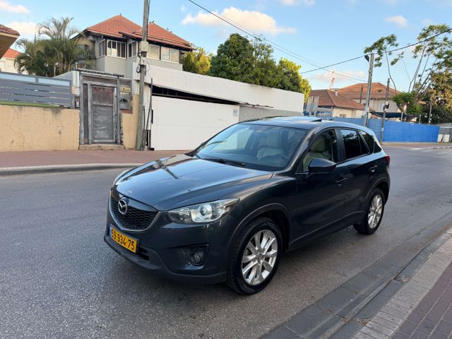 מודעת רכב מאזדה CX-5