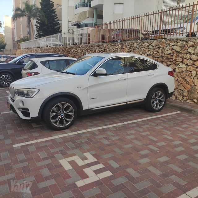 ב מ וו X4