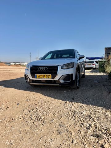 אאודי Q2
