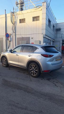 מודעת רכב מאזדה CX-5