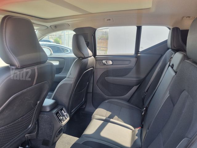 וולוו XC40