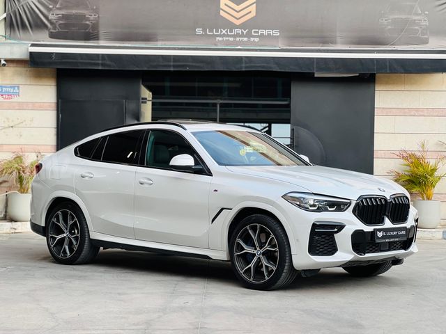 ב מ וו X6