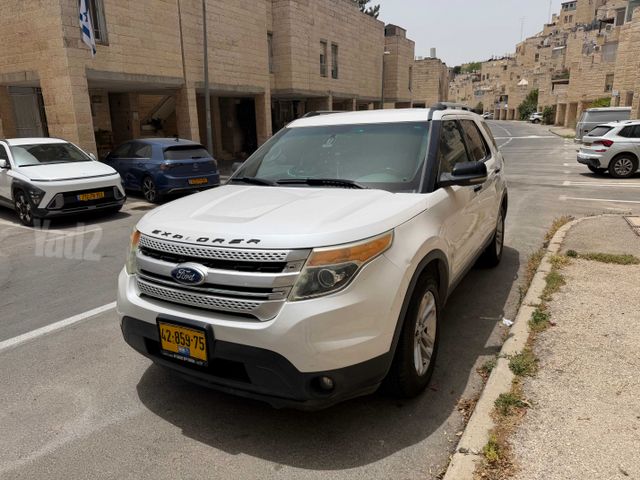 מודעת רכב פורד אקספלורר