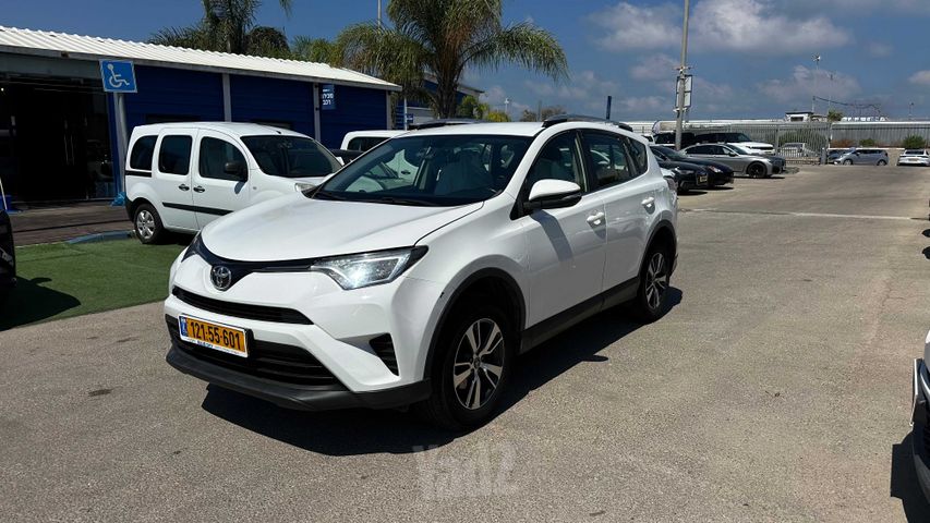 מודעת רכב טויוטה RAV4