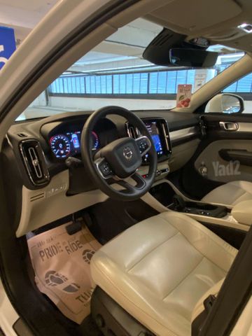 וולוו XC40