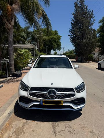 מרצדס-בנץ GLC קופה