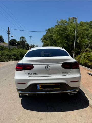 מרצדס-בנץ GLC קופה