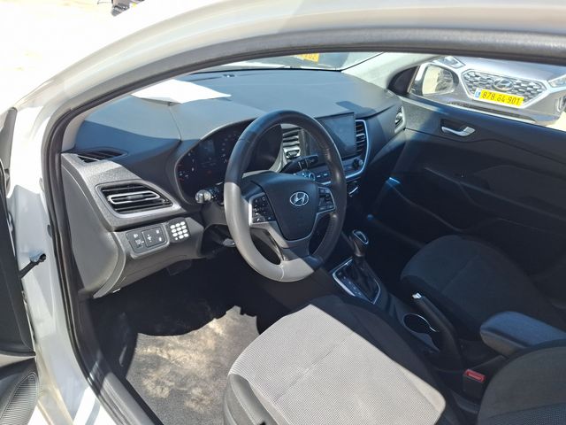 יונדאי אקסנט i25