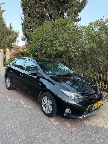 מודעת רכב טויוטה אוריס