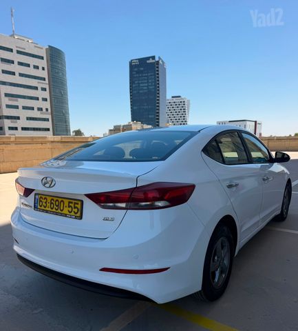 יונדאי אלנטרה