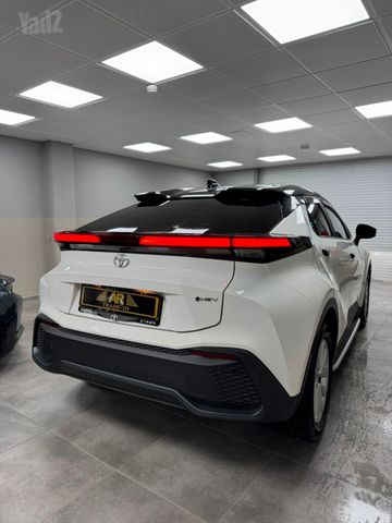 טויוטה C-HR